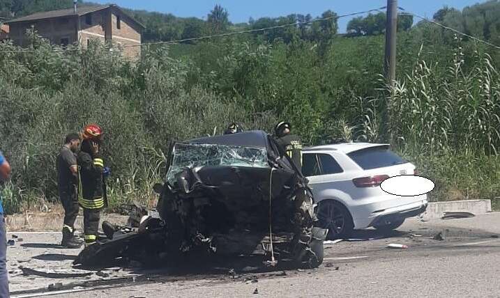 incidente mortale sulla fondo valle vitulanese autopsia sulle due vittime