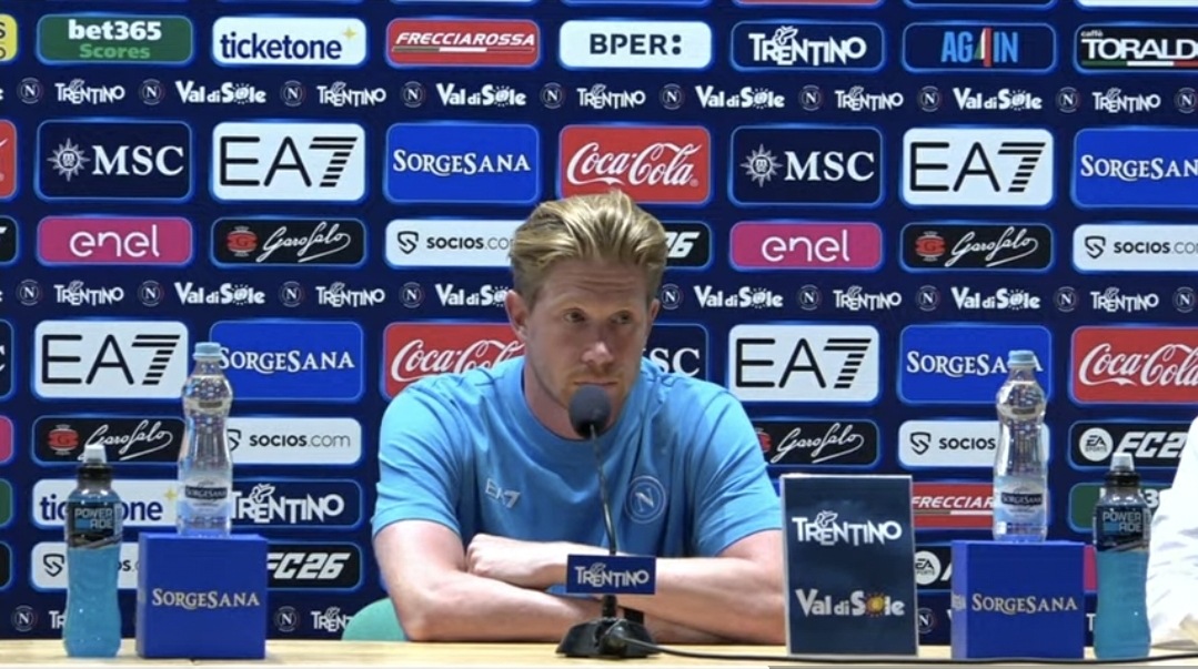 De Bruyne si presenta: “Napoli scelta migliore per me” De Bruyne si presenta: “Napoli scelta migliore per me”