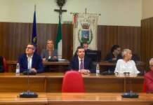 VIDEO/ CONSIGLIO- Tutti presenti, un consigliere lascia Festa