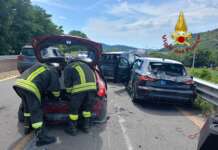 Grave schianto sul raccordo Av- Sa: almeno dieci i feriti