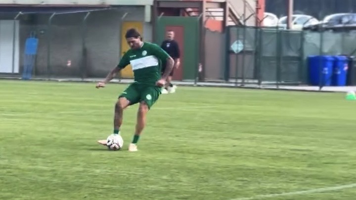Avellino, Patierno sotto osservazione: salta la fase centrale del ritiro Avellino, Patierno sotto osservazione: salta la fase centrale del ritiro