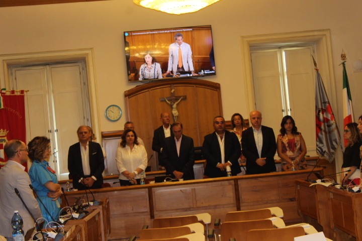 Sì a Piazza Matteotti e allo Stato di Palestina: il Consiglio Comunale prende posizioni forti Sì a Piazza Matteotti e allo Stato di Palestina: il Consiglio Comunale prende posizioni forti