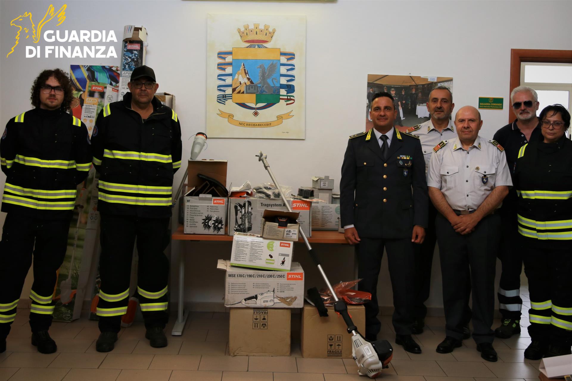 attrezzatura per giardinaggio rubata confiscata e devoluta alla protezione civile