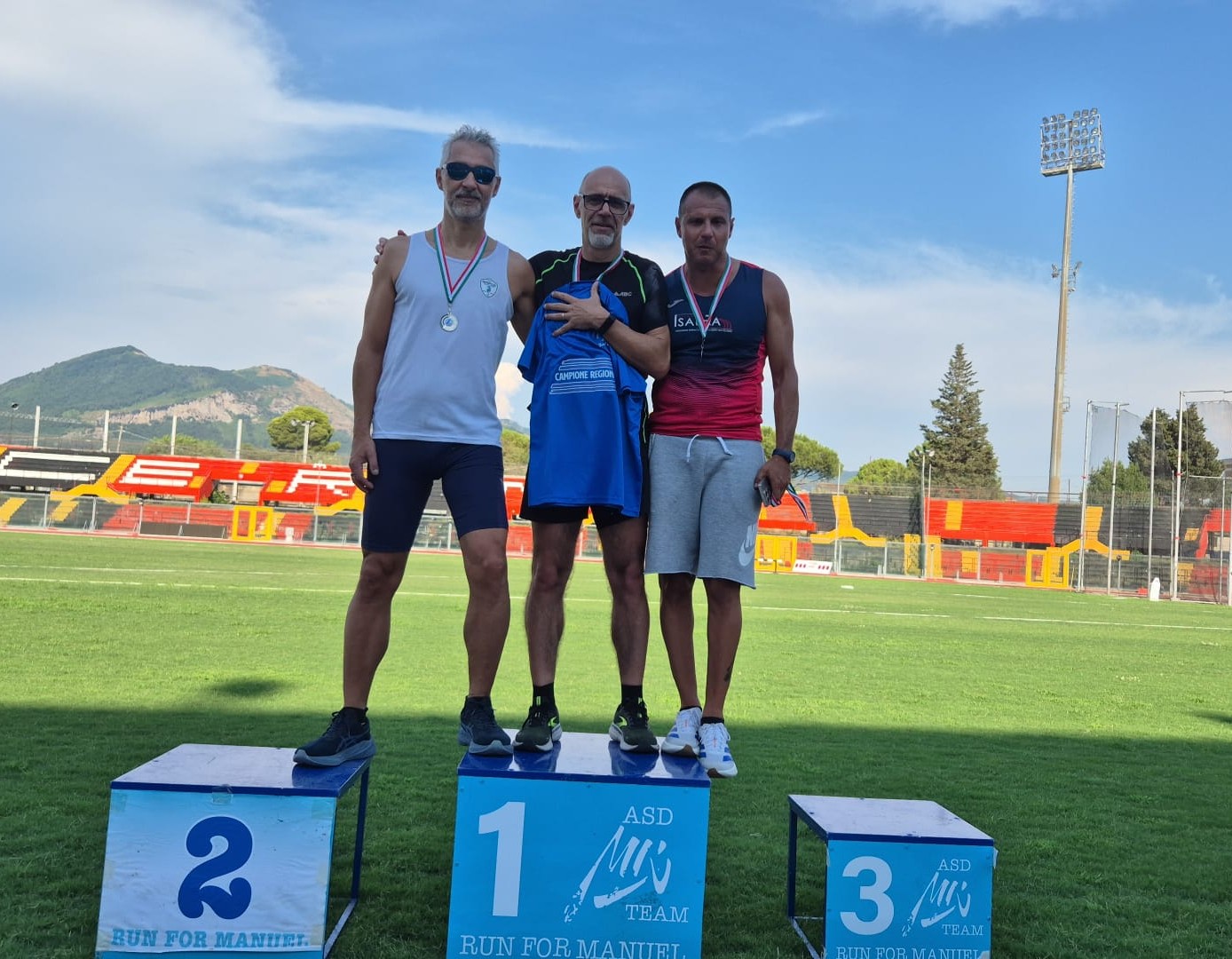 FOTO/ Campionati Regionali Master, pioggia di medaglie per la Libertas Benevento FOTO/ Campionati Regionali Master, pioggia di medaglie per la Libertas Benevento