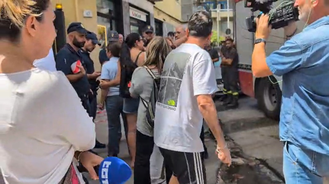 Napoli, tre operai morti al Rione Alto: parlano i testimoni della tragedia Napoli, tre operai morti al Rione Alto: parlano i testimoni della tragedia