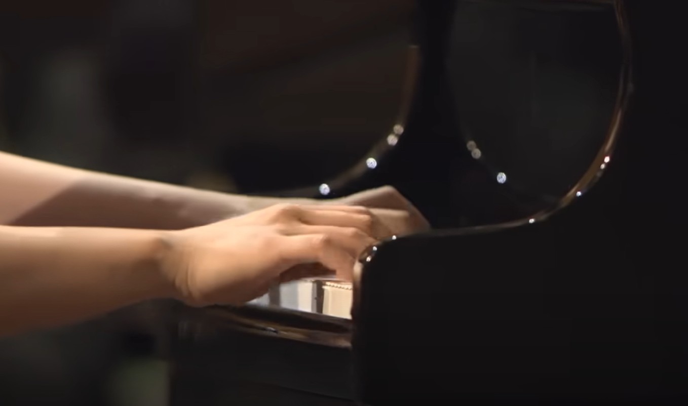 ‘IC Federico Torre’, la promessa del pianoforte Allegra Perrone prima al prestigioso concorso “Asteas” ‘IC Federico Torre’, la promessa del pianoforte Allegra Perrone prima al prestigioso concorso “Asteas”