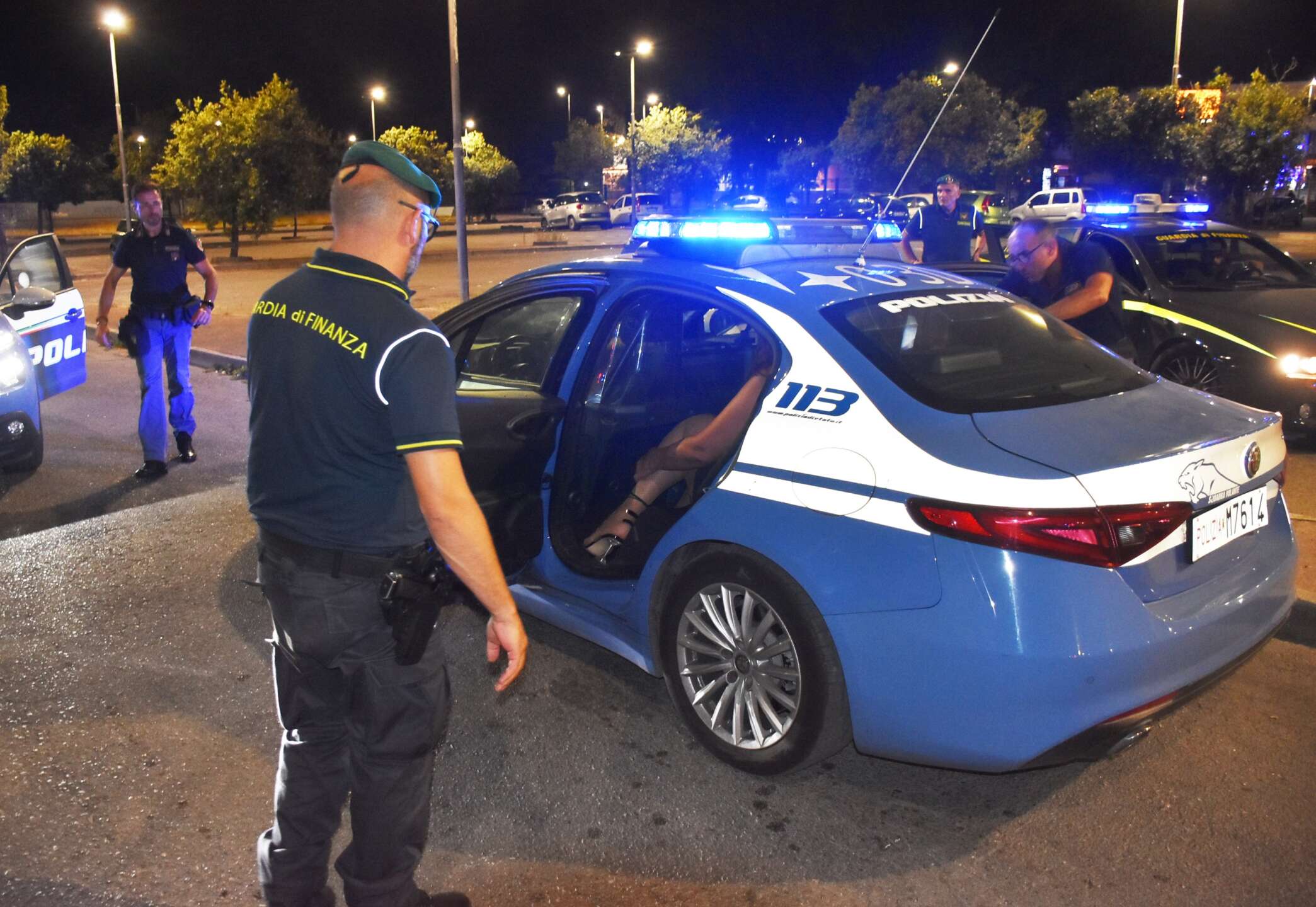 Polizia, operazioni di vigilanza e contrasto a fenomenologie criminose a Salerno Polizia, operazioni di vigilanza e contrasto a fenomenologie criminose a Salerno