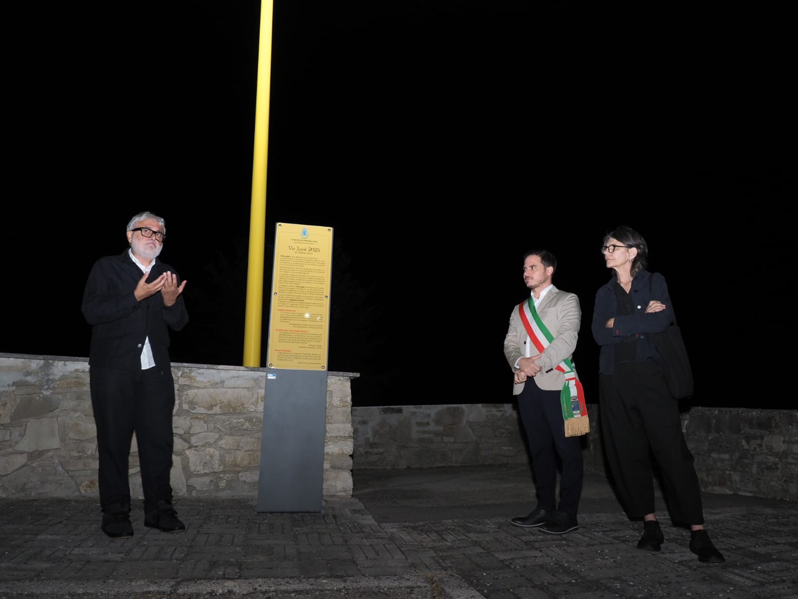 la via lucis di liliana moro illumina pietrelcina