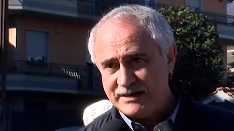 Prata, sfiduciato il sindaco Petruzziello: arriva il Commissario