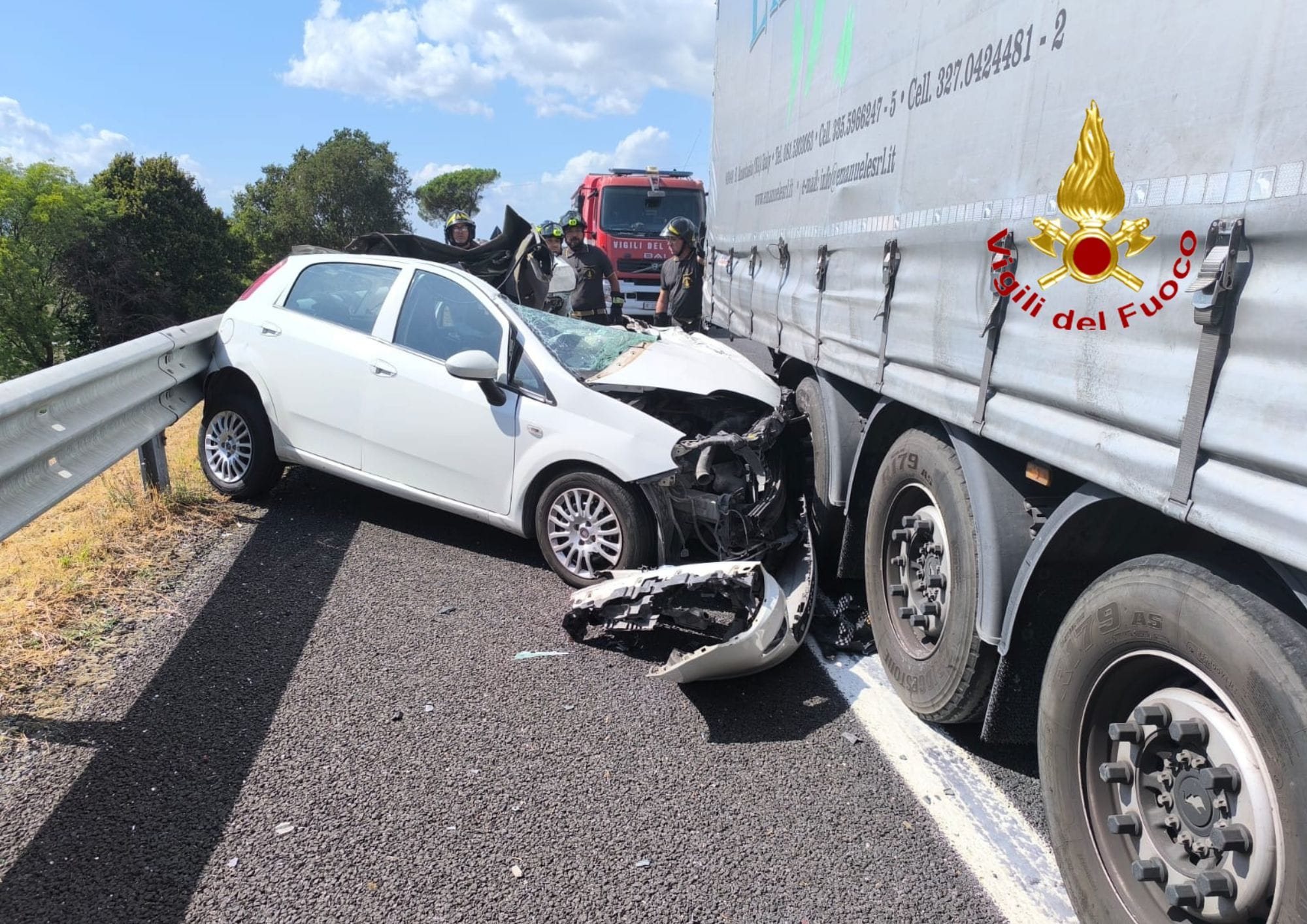 grave incidente stradale sull8217a30 38enne in codice rosso