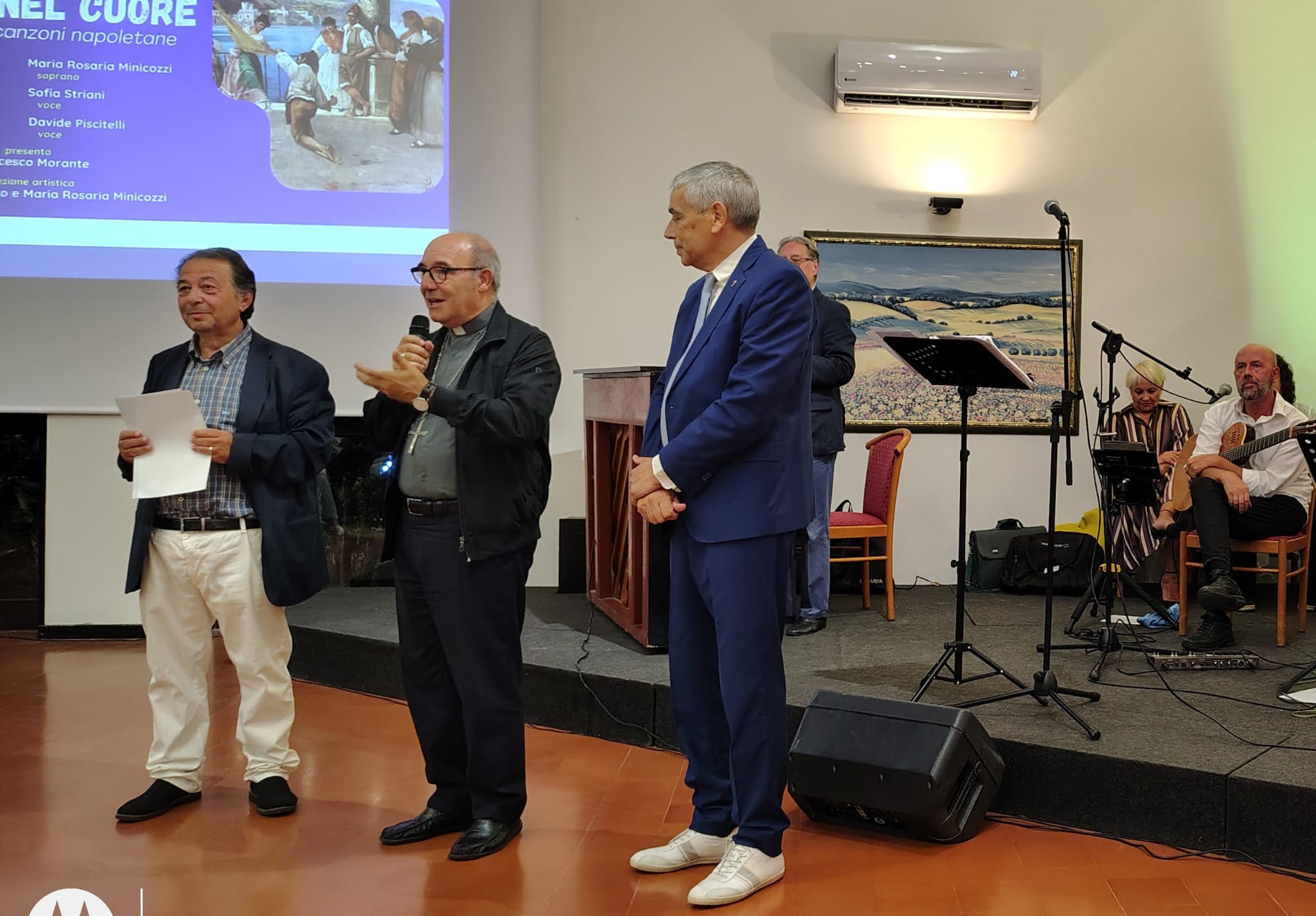 “Napoli nel cuore”: la serata al circolo “La Fagianella” “Napoli nel cuore”: la serata al circolo “La Fagianella”