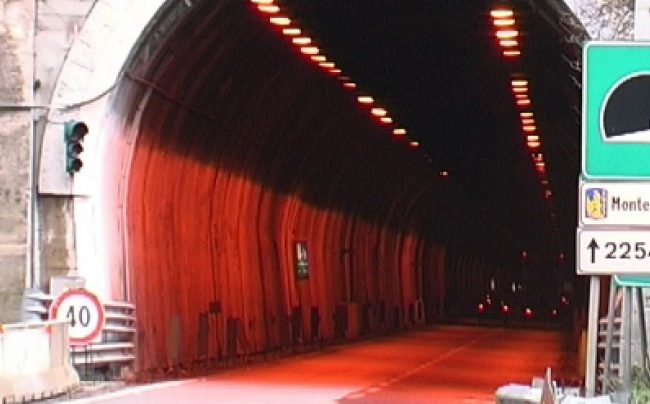 Tunnel Monte Pergola, monta la protesta: i sindaci scrivono al Prefetto