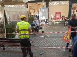 Vomero, rimossa panchina nuova nell’area pedonale: tensione Comune-Municipalità