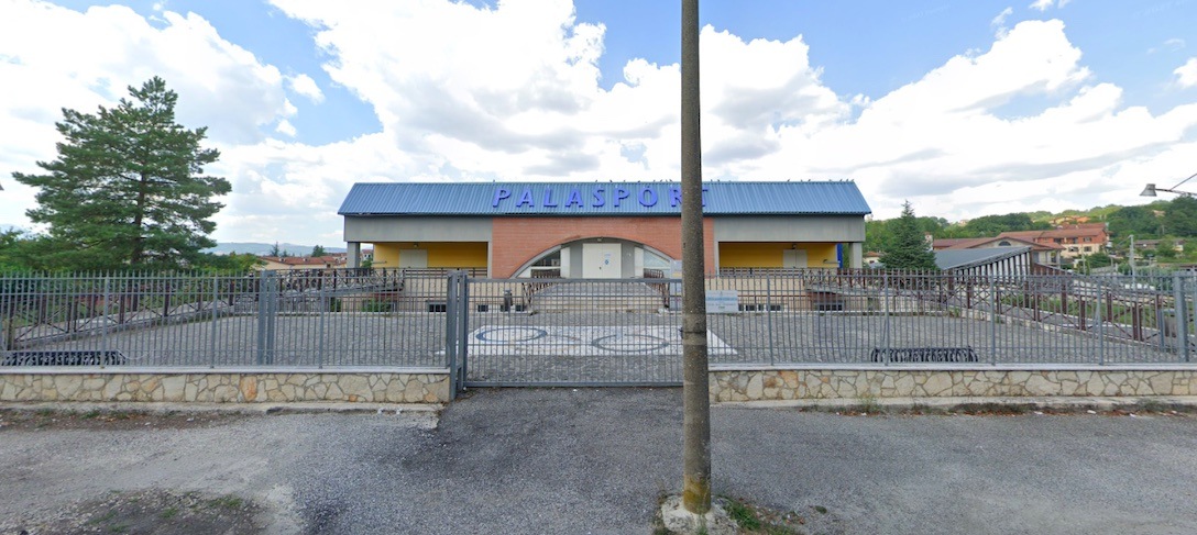 Lioni, Palazzetto dello Sport in memoria di Ugo Tesone