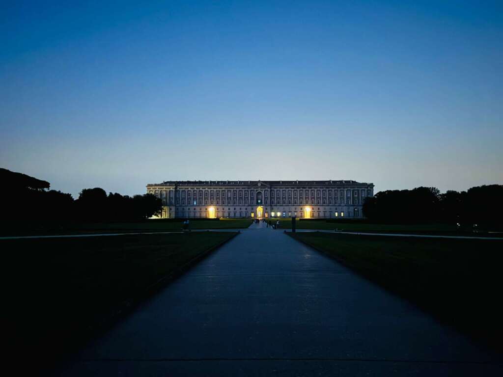 Alba alla Reggia il 31 agosto, il Parco reale e il Giardino Inglese apriranno alle 4.45