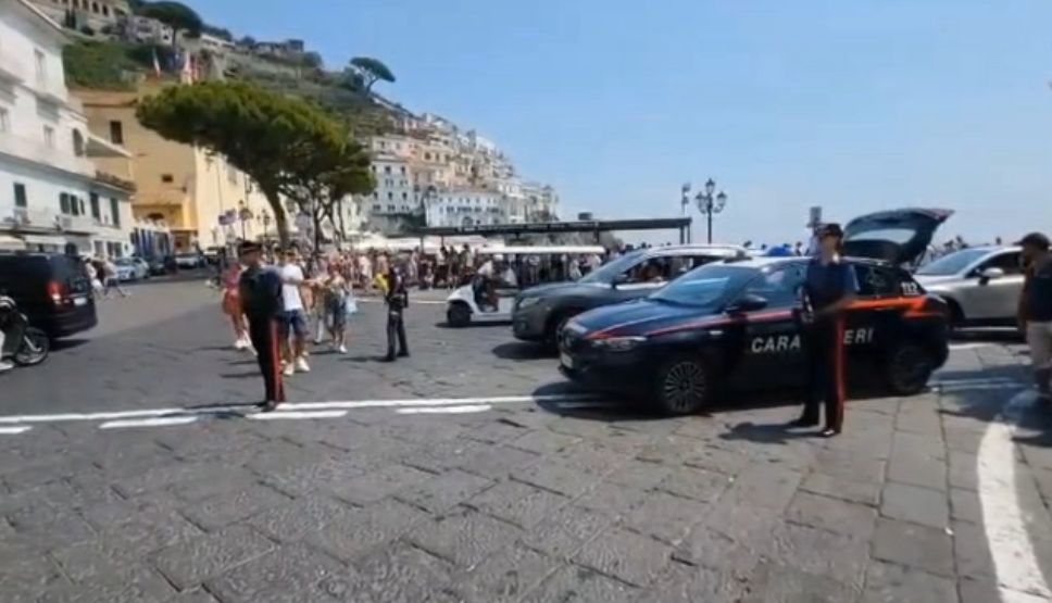 Ruba vaso in Costa d’Amalfi: Carabinieri arrestano 39enne