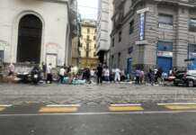 Napoli, tra piazza e corso Garibaldi 54 agenti feriti in 3 anni. Assessore municipale: “Stato indifferente”