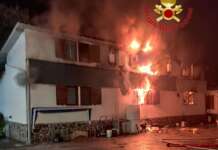 Incendio a Villammare, distrutte abitazioni: forse fiamme da una sigaretta