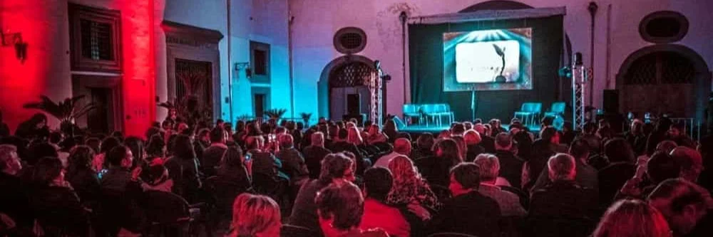palma campania il 13 settembre il premio cinec236 2025 celebrer224 cinema e cibo nel cortile del palazzo aragonese