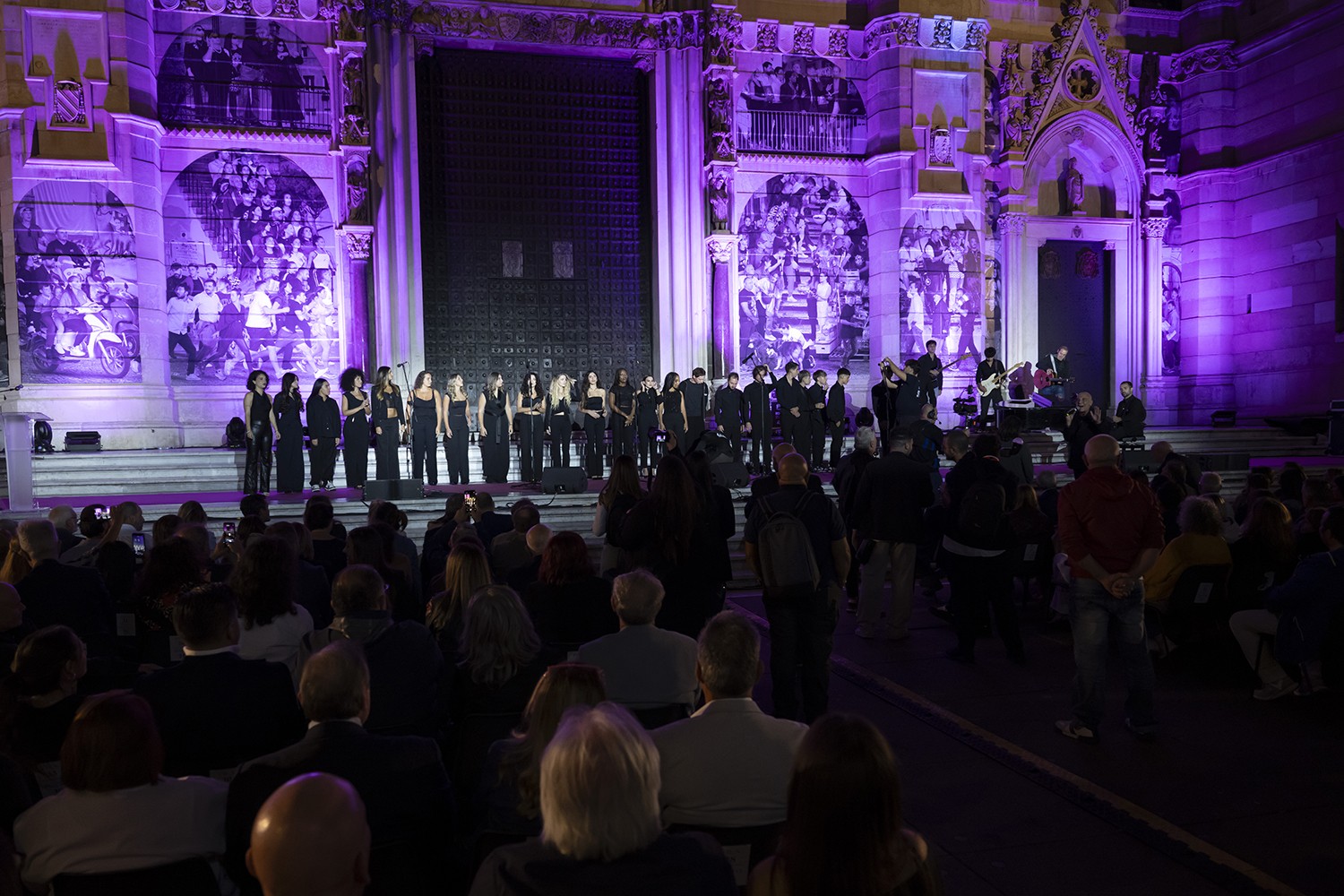 premio san gennaro il duomo di napoli celebra la musica e la memoria