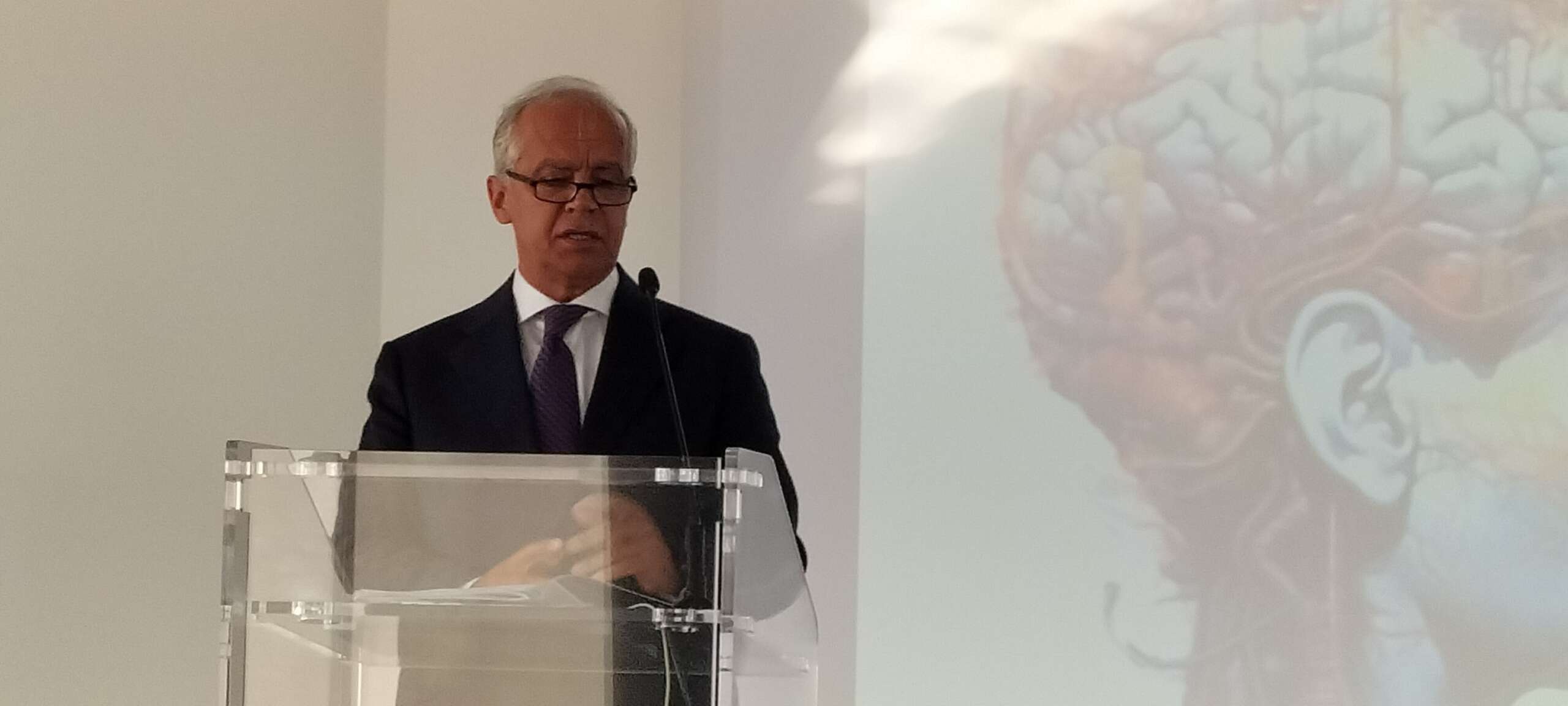 Il Ministro Piantedosi a Biogem per le ’2ue Culture’:  il Governo c’è