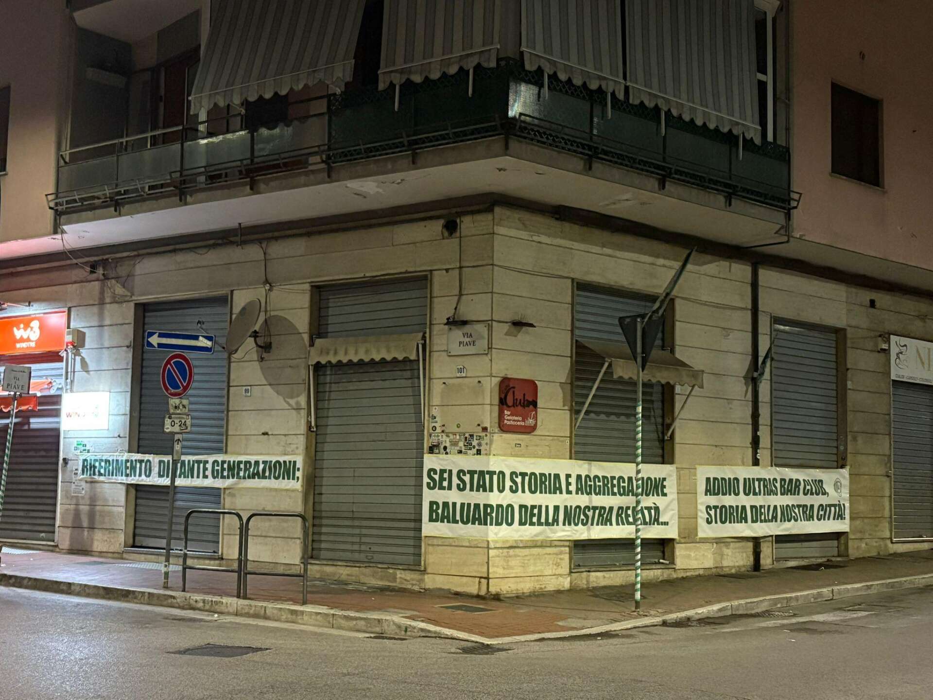 chiude il bar club ma il suo nome rester224 scritto nel cuore di avellino