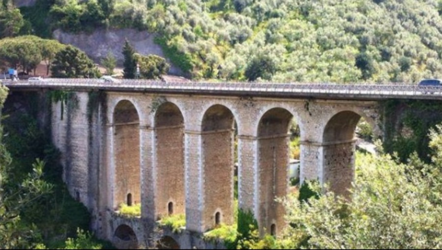 vico equense vigili eroi salvano 28enne sul ponte di seiano