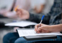 La fabbrica dei diplomi, 6mila euro per la maturità: compiti già scritti e pagelle false