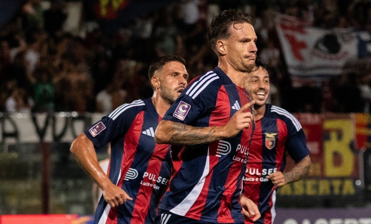 Casertana, problemi di infermeria: le condizioni di Casarotto e Bentivegna Casertana, problemi di infermeria: le condizioni di Casarotto e Bentivegna