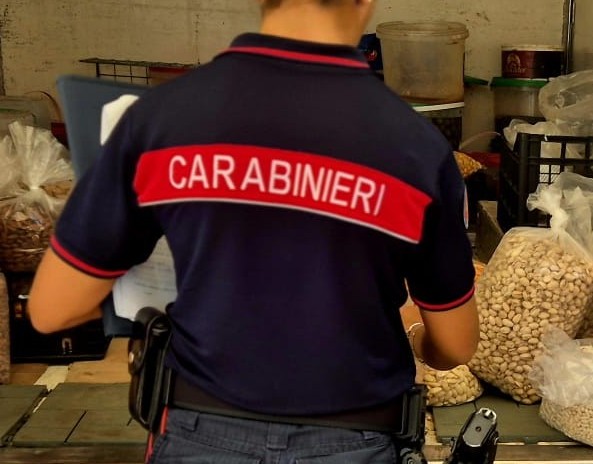 blitz nel settore agroalimentare sequestrati due quintali di prodotti