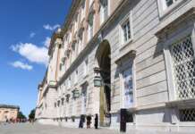 L’Archivio di Stato di Caserta celebra Ligabue con la mostra “Inside the box – Buon Compleanno Elvis 1995-2025”