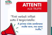 Finti verbali infilati sotto il tergicristallo, ma è una truffa