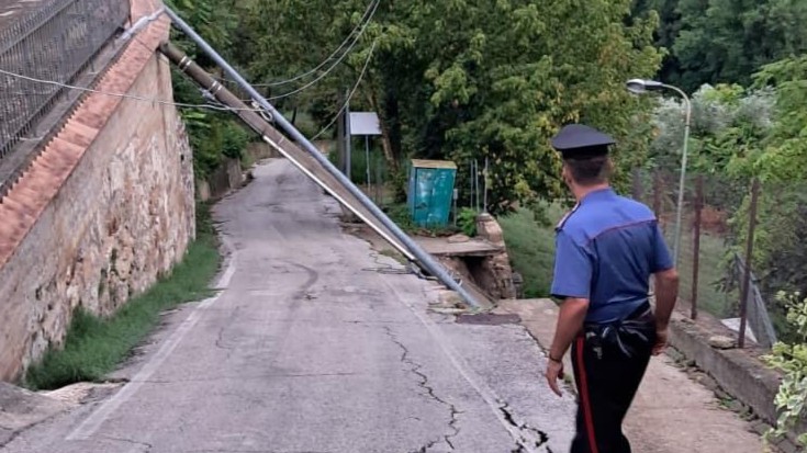 Irpinia flagellata dal maltempo: interventi dei Carabinieri Irpinia flagellata dal maltempo: interventi dei Carabinieri