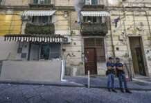 Ucciso dalla moglie: incarichi conferiti, domani l’autopsia