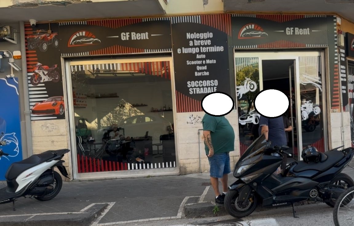 Pastena, rabbia e paura dopo l’allarme bomba Pastena, rabbia e paura dopo l’allarme bomba