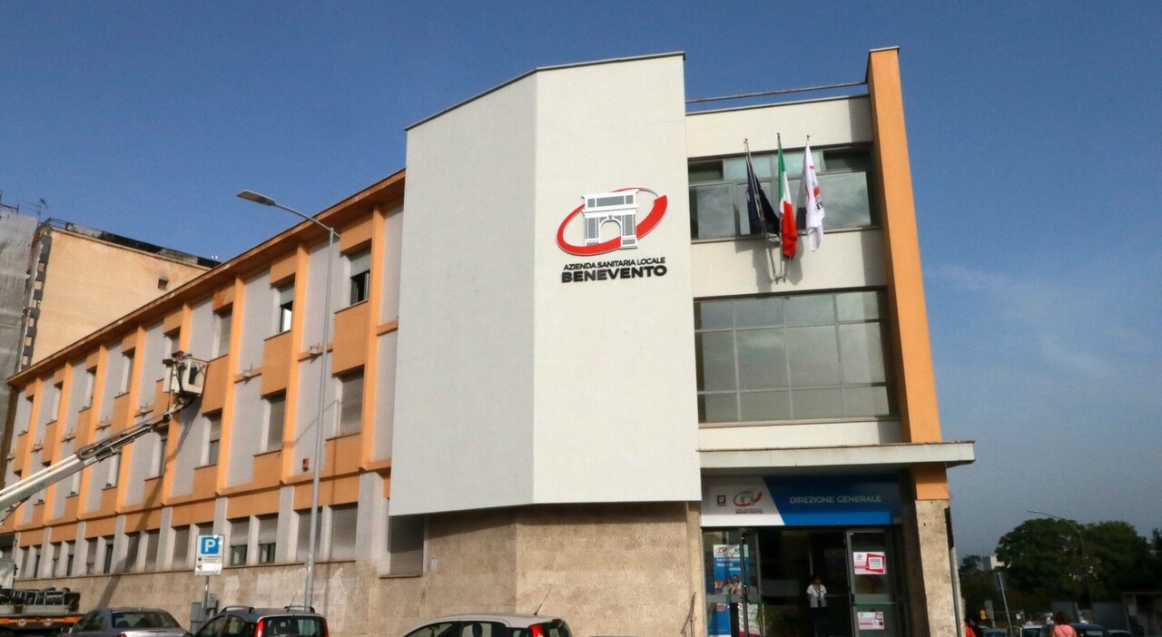 Errate interpretazioni delle norme e criticità organizzative del 118 della ASL di Benevento Errate interpretazioni delle norme e criticità organizzative del 118 della ASL di Benevento