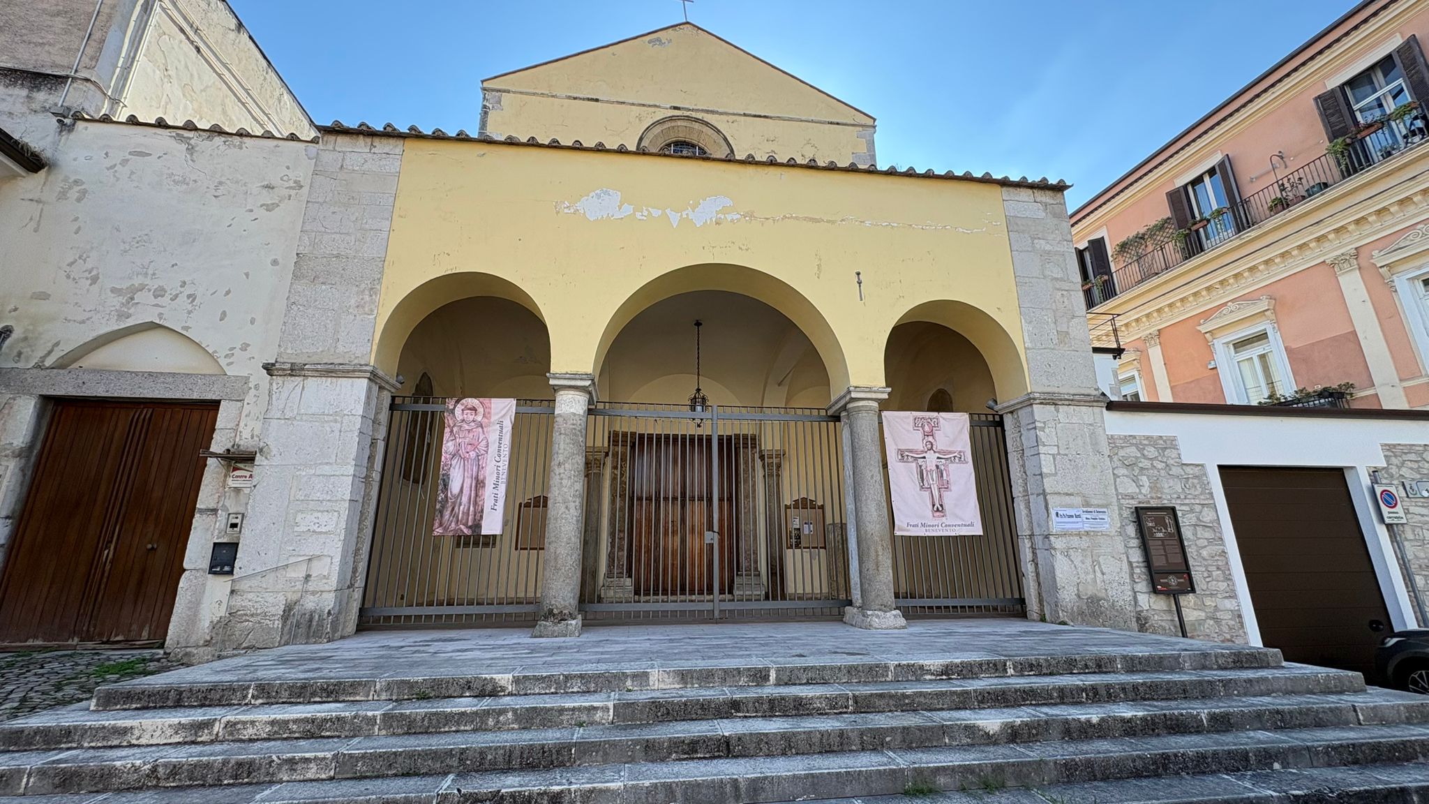 San Francesco alla Dogana, il futuro resta sospeso: i fedeli attendono risposte