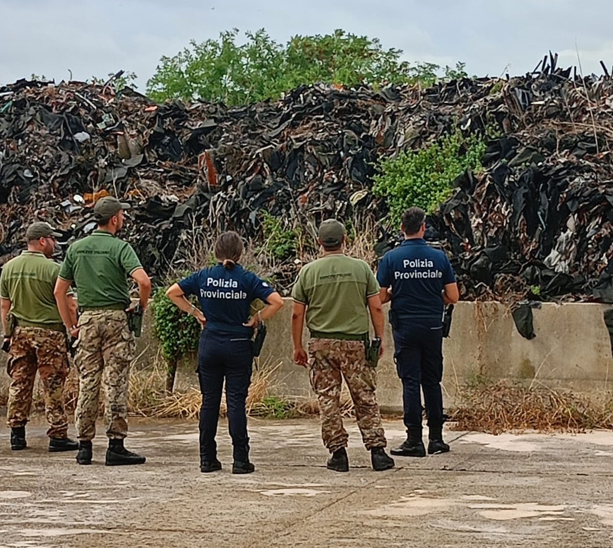 Polizia Provinciale, sequestrata discarica abusiva Polizia Provinciale, sequestrata discarica abusiva