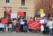 Precari della Giustizia, presidio in Prefettura a Salerno