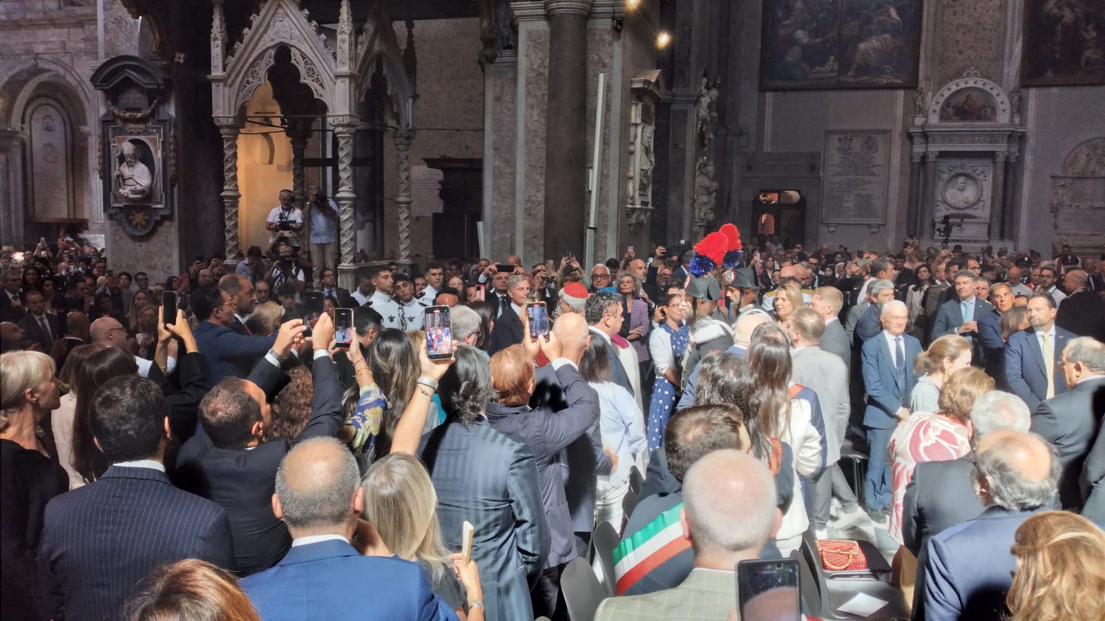 Cardinale Battaglia: “Da Napoli vorrei si generasse un movimento di pace”