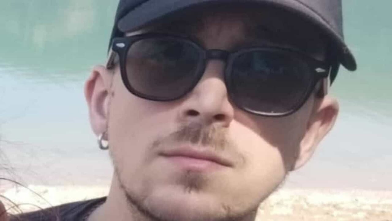 Antonio Diuccio, 24enne scomparso: appello della mamma