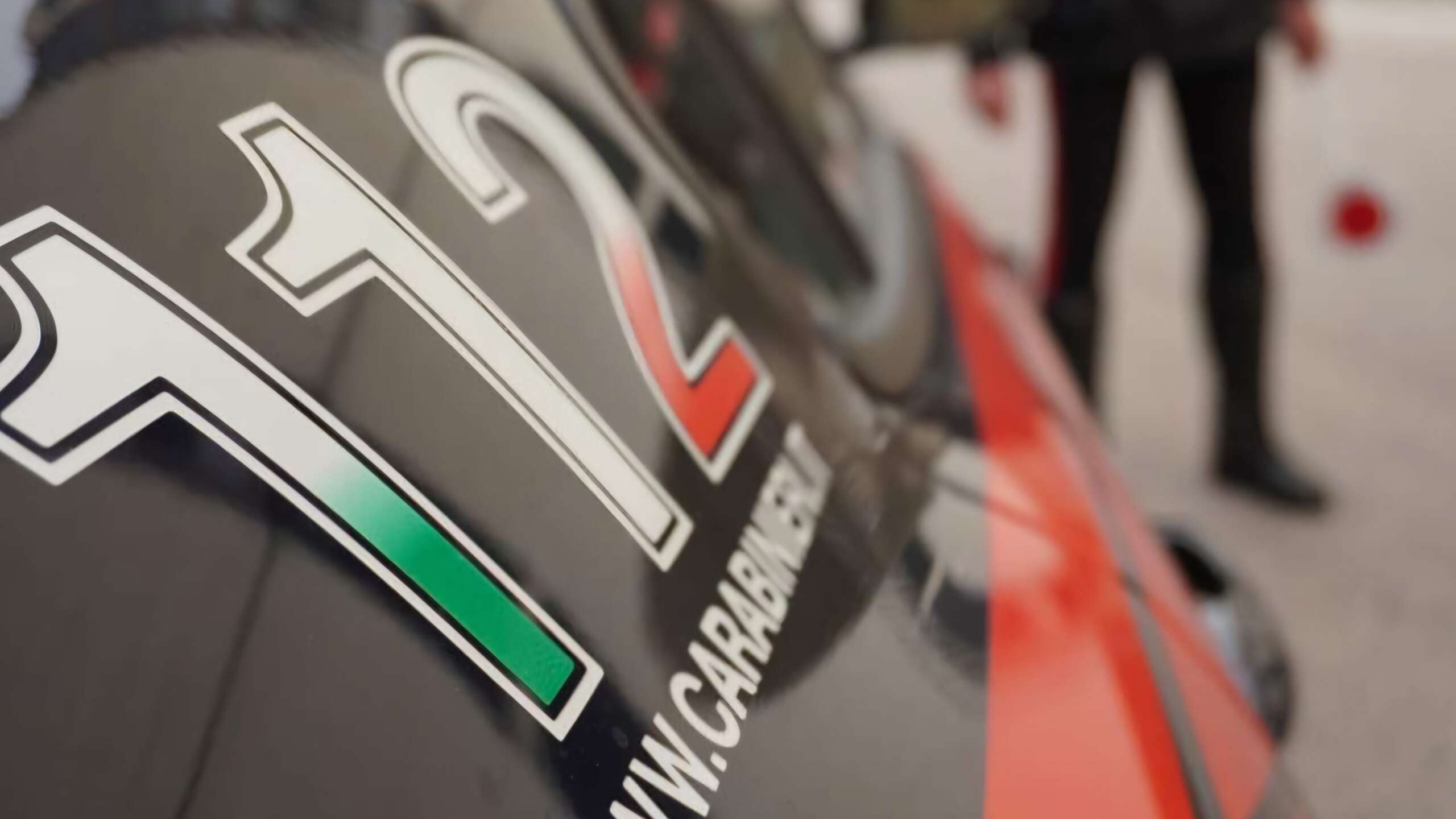 minacce e violenza contro i carabinieri scatta l8217arresto