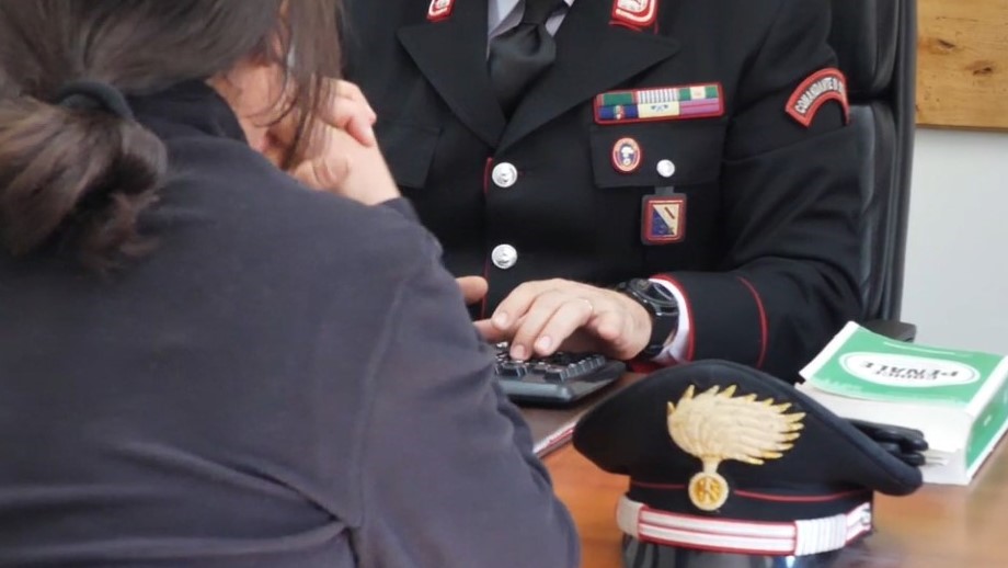 Scoperta truffa su offerte di lavoro: quattro denunciati