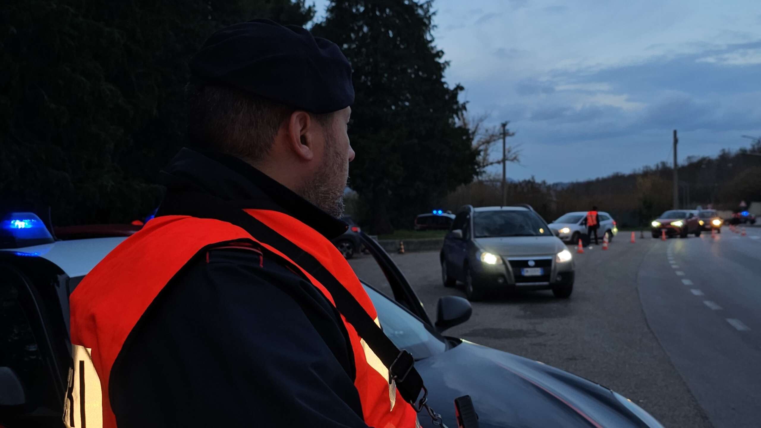 irpinia blindata posti di blocco arresti e sequestri nei comuni pi249 sensibili