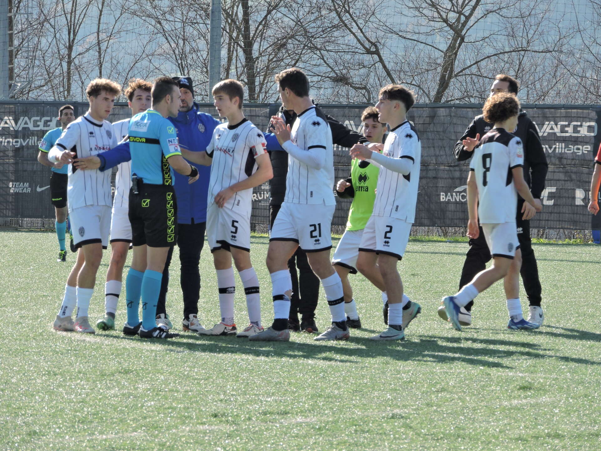 FOTO/ Calcioscommesse, inchiesta “Penalty”: flussi anomali su Benevento Cesena Primavera, arrestato un arbitro FOTO/ Calcioscommesse, inchiesta “Penalty”: flussi anomali su Benevento Cesena Primavera, arrestato un arbitro