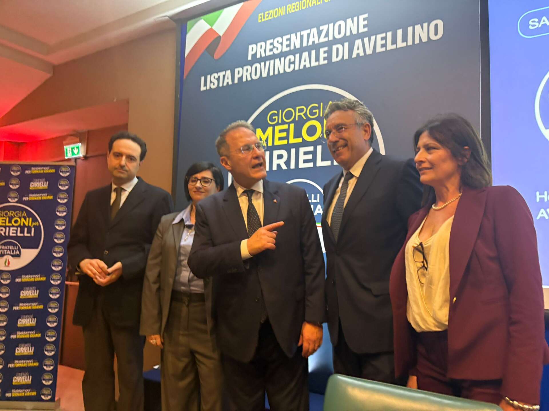 VIDEO  Cirielli punta sull’Irpinia: “Determinante per la vittoria” VIDEO  Cirielli punta sull’Irpinia: “Determinante per la vittoria”