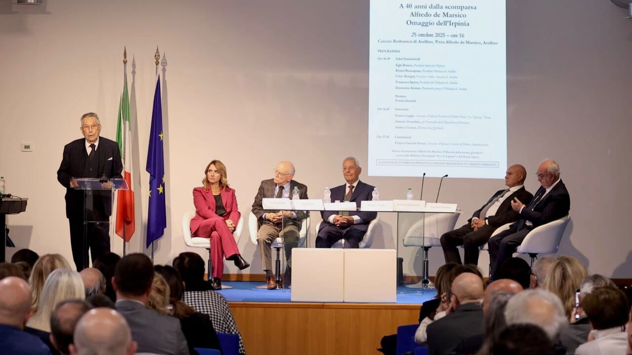 Alfredo De Marsico, il ricordo di “un uomo delle Istituzioni” Alfredo De Marsico, il ricordo di “un uomo delle Istituzioni”