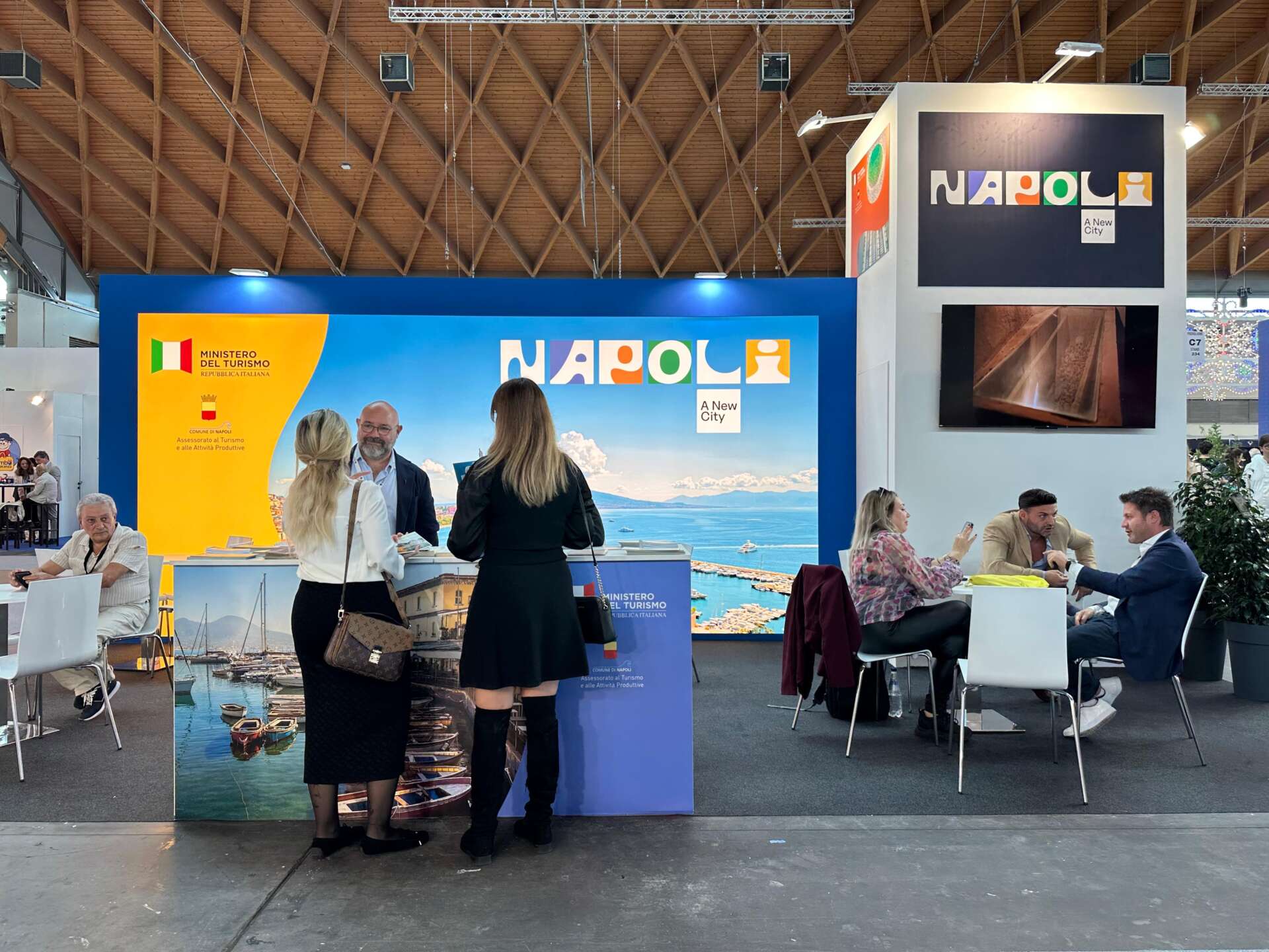 napoli al ttg di rimini la citt224 che cresce si racconta e si reinventa