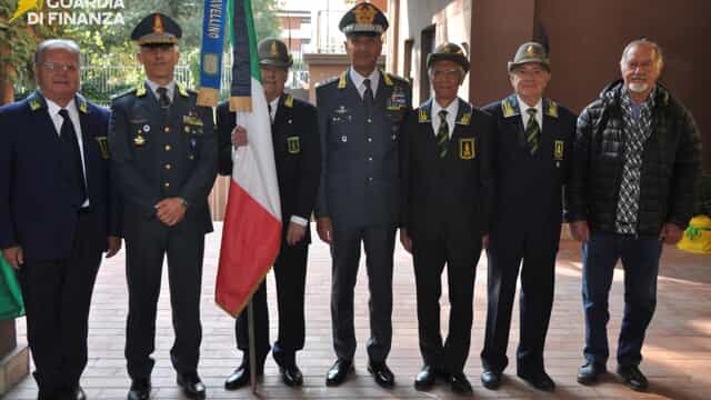 Il Generale Greco in visita alla Guardia di Finanza di Avellino Il Generale Greco in visita alla Guardia di Finanza di Avellino