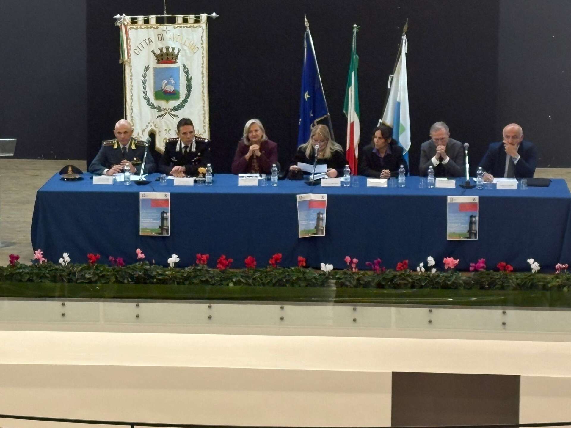 video criminalit224 tutti hanno responsabilit224 anche politiche